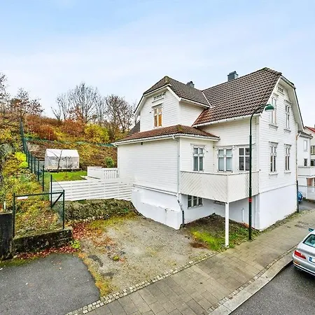 Apartment Cosy In Next To The Sea *